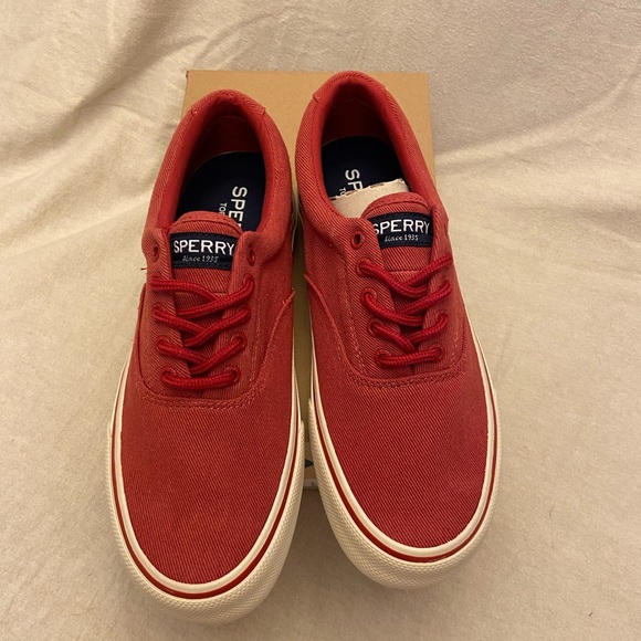 Sperry canvas boat shoes. - Picture 2 of 6